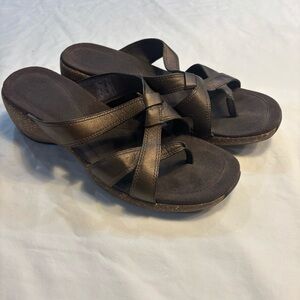 MERRELL Women's Size 8 Sundial Cross Antique Brass Wedge Sandals Shoes